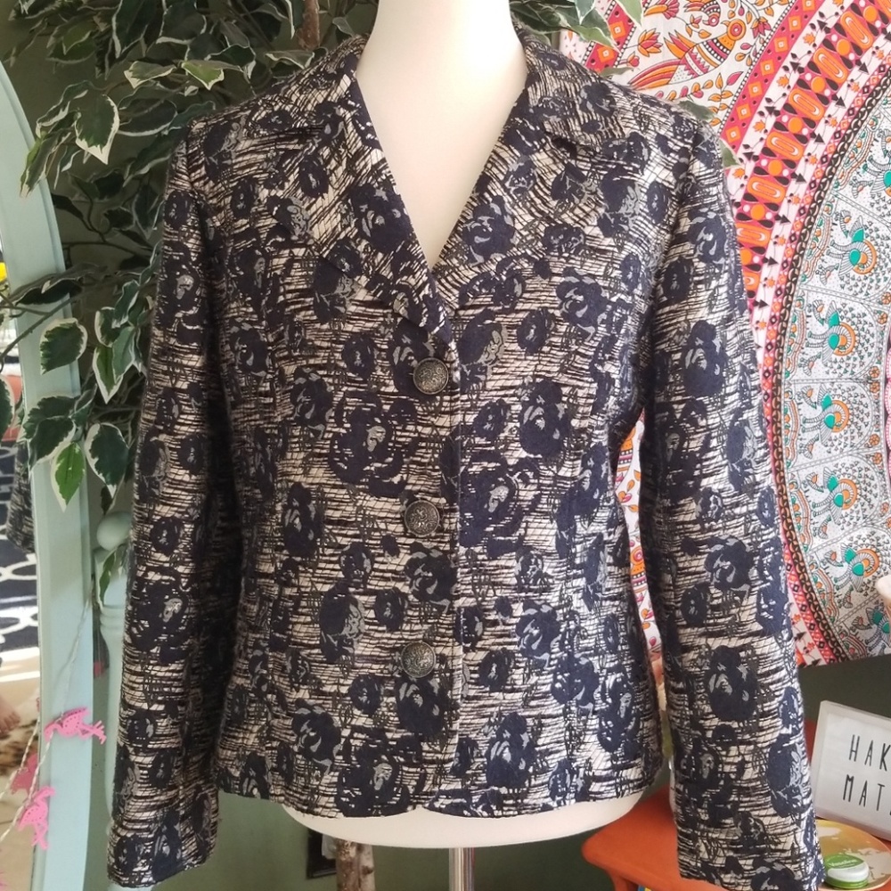 Chico's floral pattern blazer/jacket
